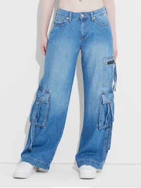 Wild Fable Wide Leg Cargo Jeans in Light Blue size 12/31”. New with tags